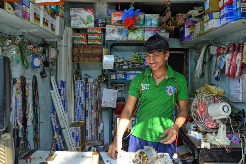 Commercial establishment in informal settlement in Mumbai, 2013 (Photo by R.R.)